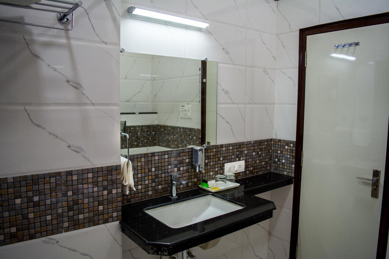 Tiger Hill Homestay Udaipur Ngoại thất bức ảnh